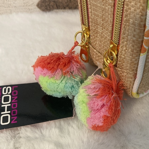 London Soho New York Just Beachin’ Makeup Bag - Picture 3 of 10